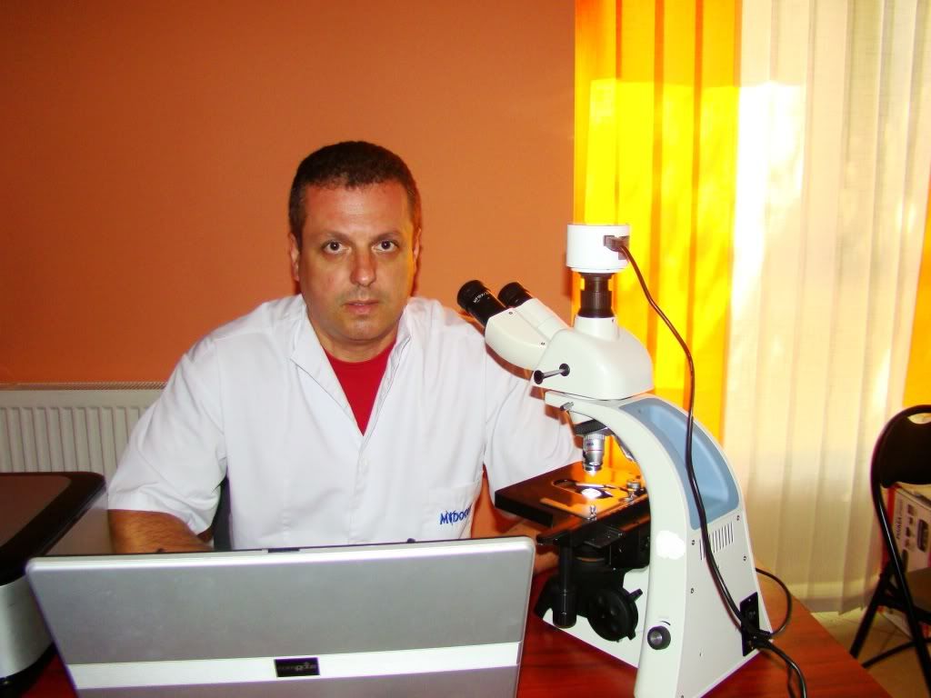 Dr. Dan Navolan