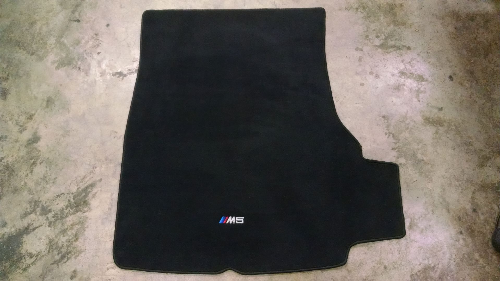 OEM Carpeted M5 Trunk Mat BMW M5 Forum And M6 Forums