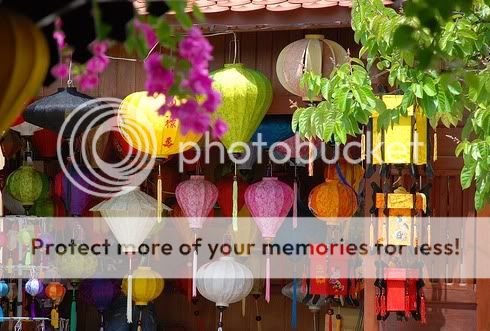 VIETNAMESE ( HOI AN ) SILK LANTERNS   VERY BIG   52 cm  