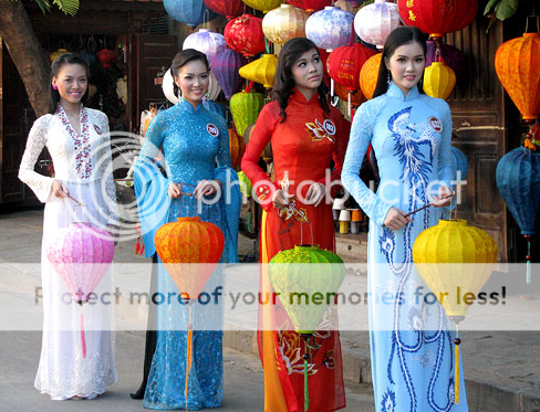 VIETNAMESE ( HOI AN ) SILK LANTERNS  SEE DESCRIPTION  